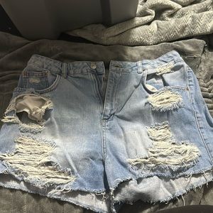 Distressed high waisted shorts